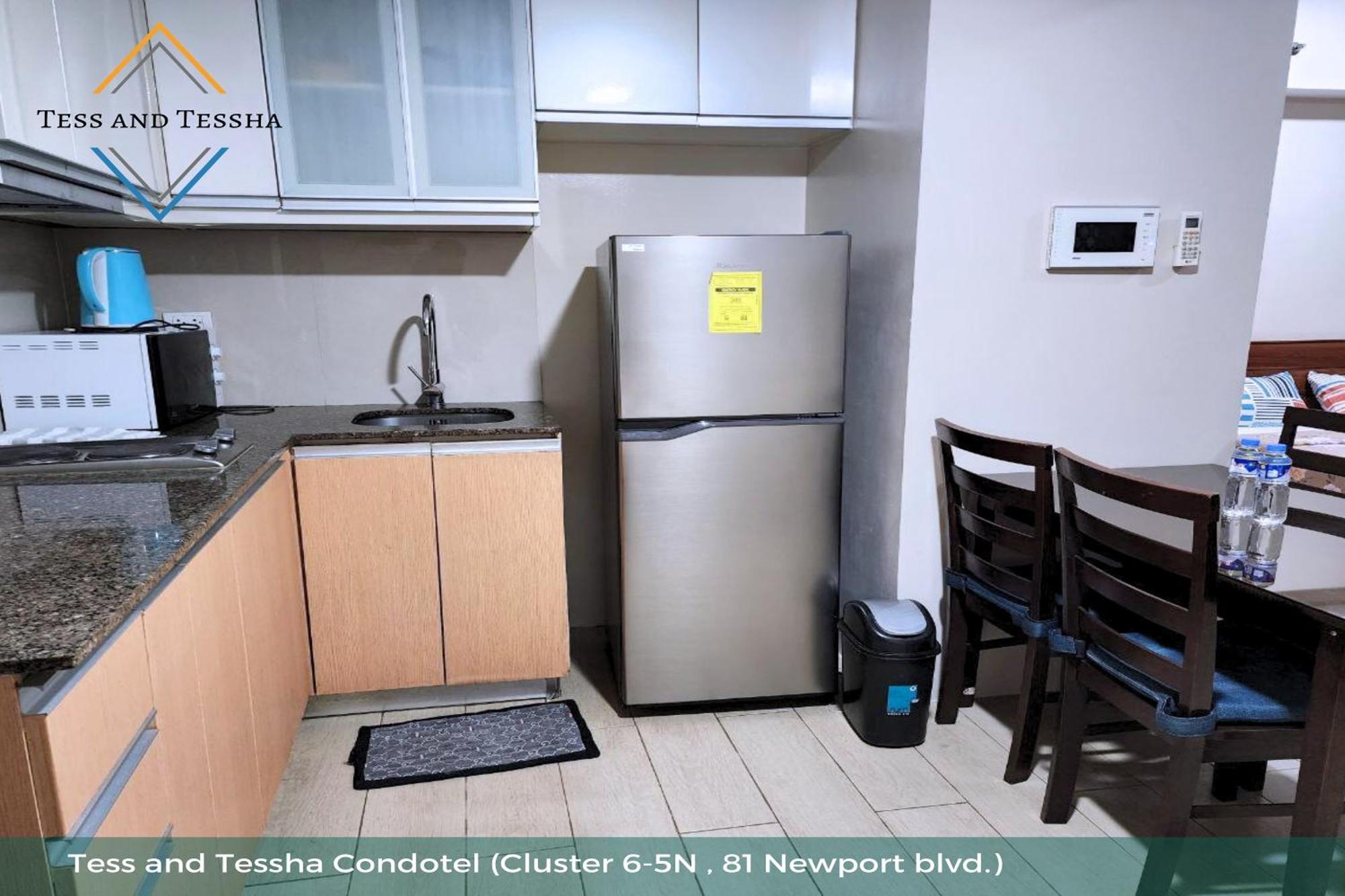 Tess And Tessha Condotel Near T3 Airport Manila Exterior foto